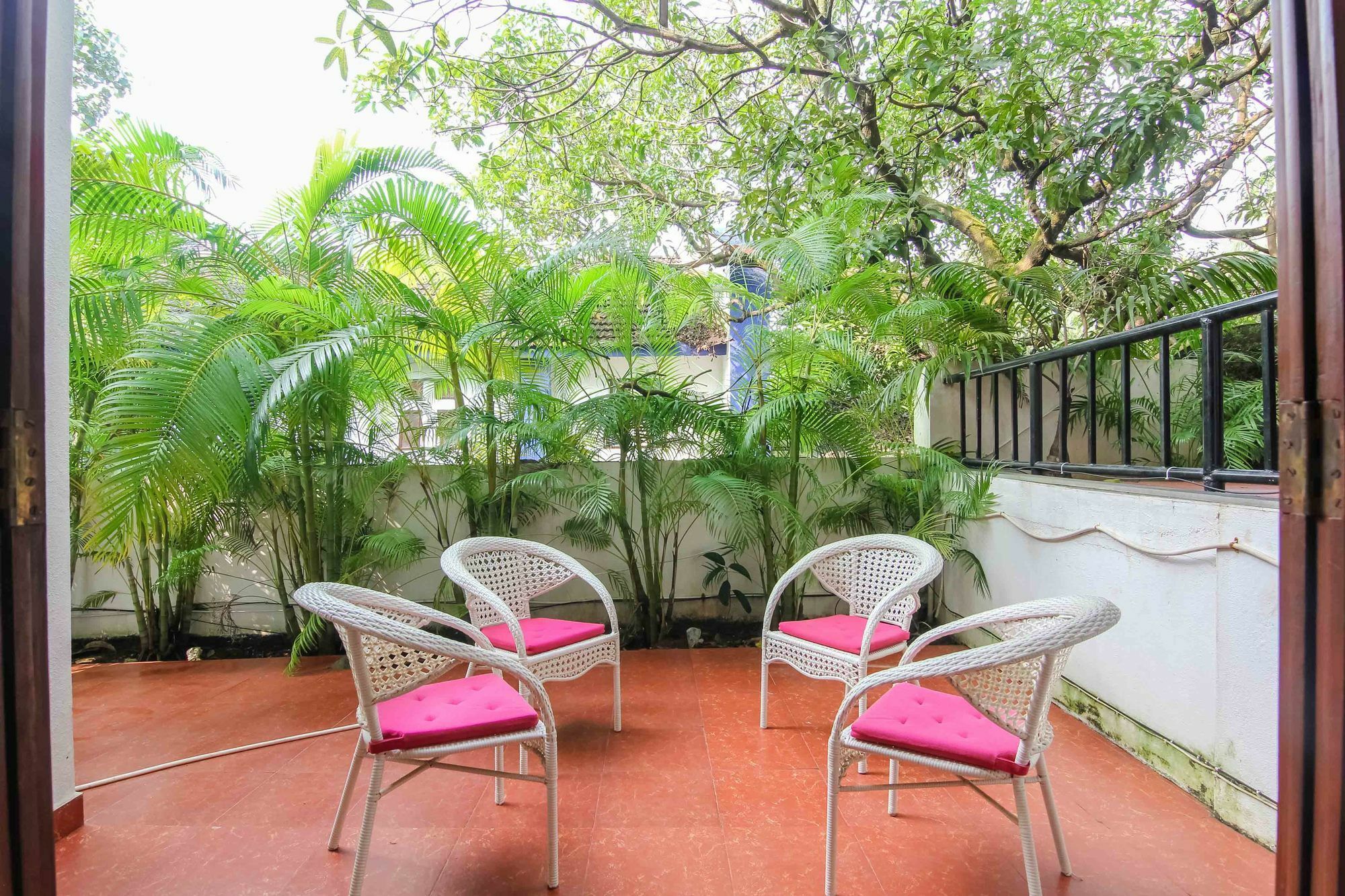 Rainforest - Casa Del Sol, - 3 Kms From The Holiday home *
